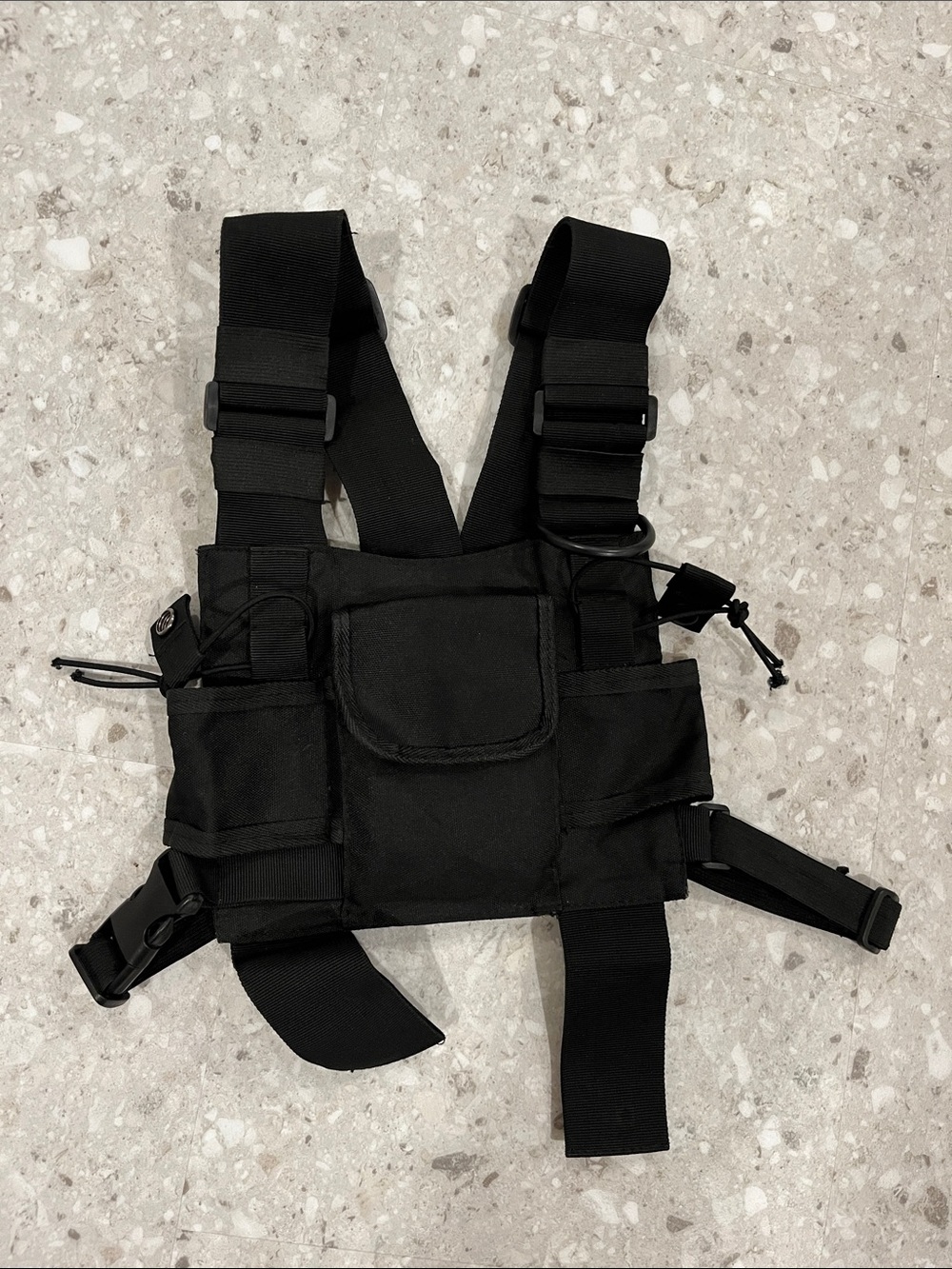Radio pouch